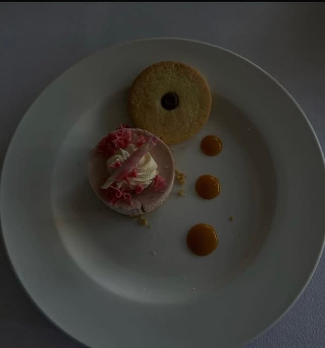 Nico B's gallery image 4