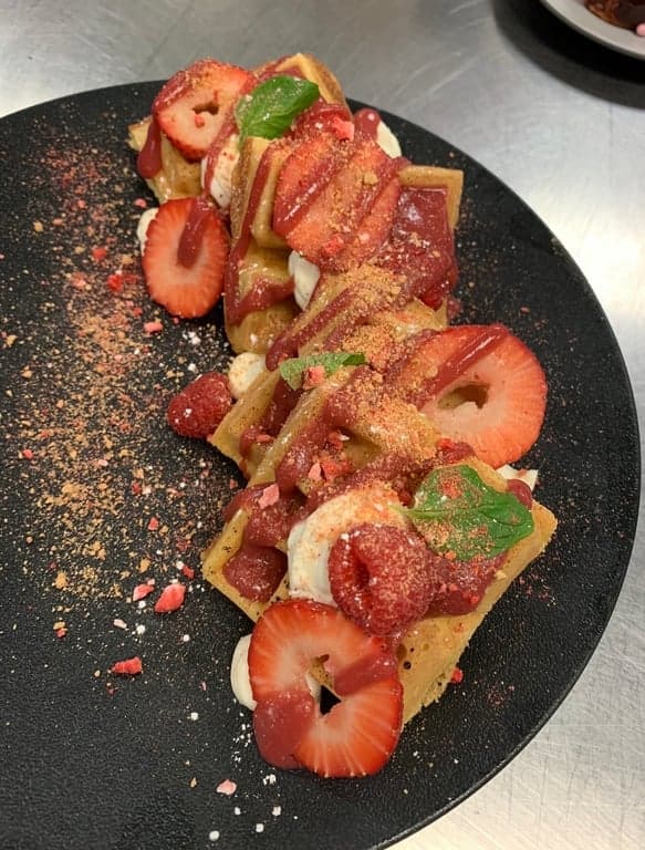 Mariah E's gallery image 2