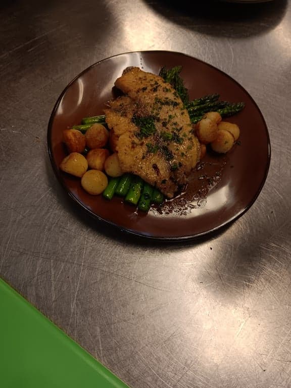 Isabella N's gallery image 6