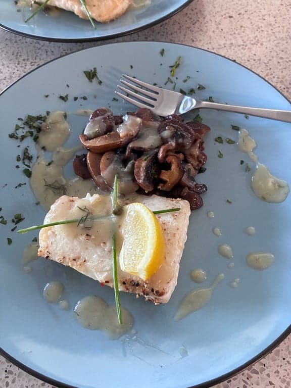 Yvonne M's gallery image 5