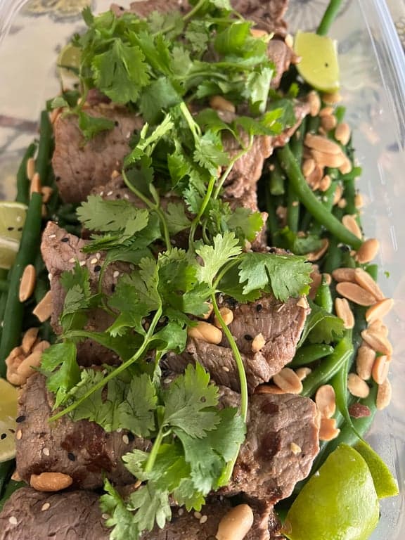 Yvonne M's gallery image 13